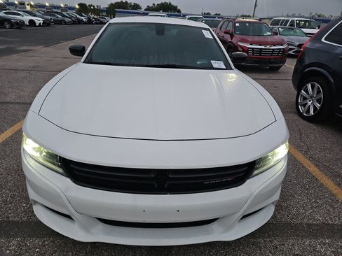 Used 2023 Dodge Charger SXT image 2