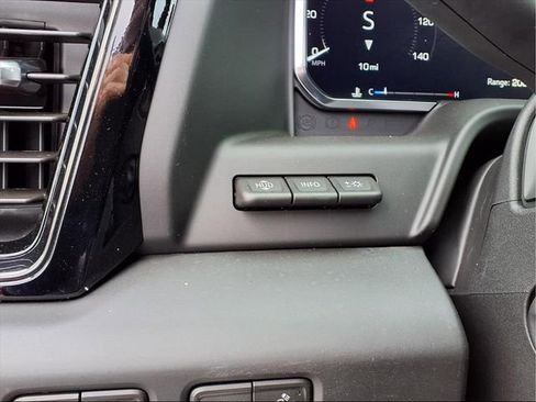 New 2026 GMC Sierra 1500 AT4 w/ Technology Package image 15