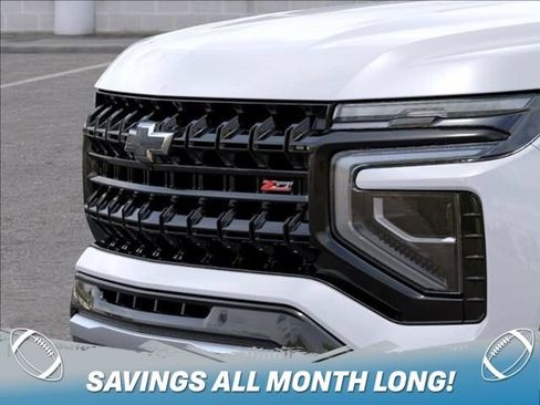 New 2026 Chevrolet Suburban Z71 w/ Comfort Package AWD/4WD image 13