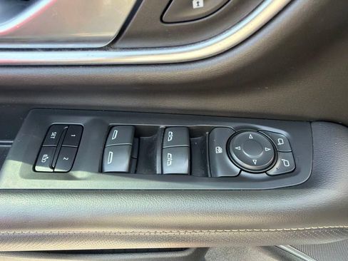 Used 2021 GMC Yukon SLT AWD/4WD image 33