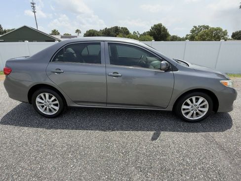 Used 2009 Toyota Corolla LE FWD image 4