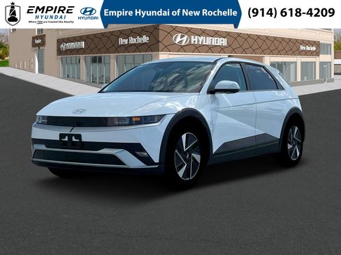 New 2025 Hyundai Ioniq 5 SE image 1