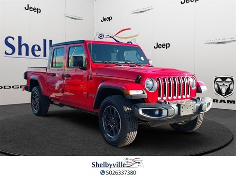 Used 2023 Jeep Gladiator Overland image 5