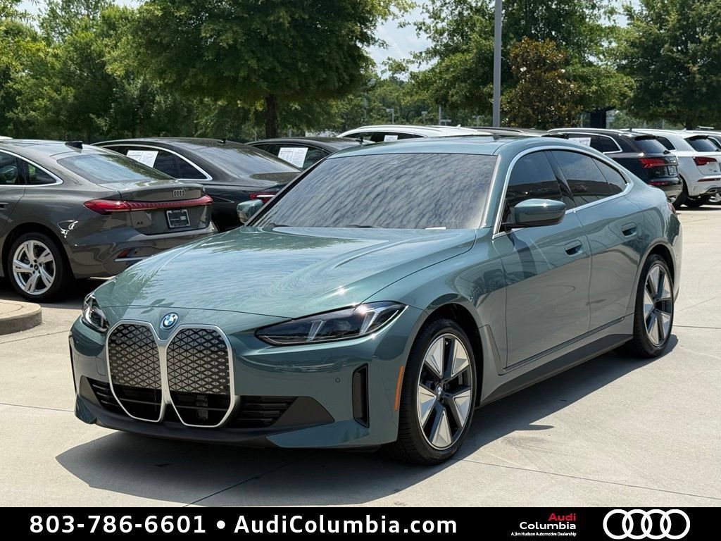 Used 2025 BMW i4 eDrive40 RWD image 9