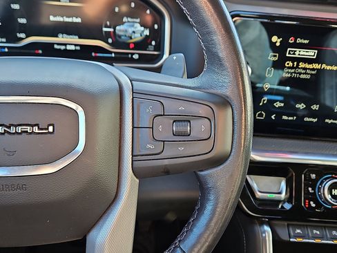Used 2022 GMC Sierra 1500 Denali image 18