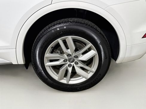 Used 2020 Audi Q5 2.0T Premium w/ Convenience Package AWD/4WD image 26