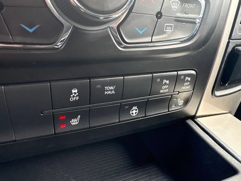 Used 2018 RAM 1500 Big Horn AWD/4WD image 20
