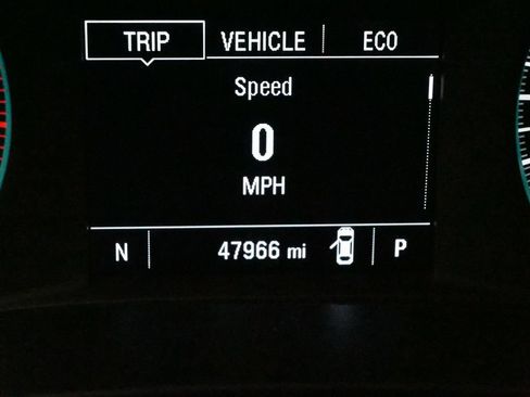 Used 2025 Chevrolet Malibu LT FWD image 16