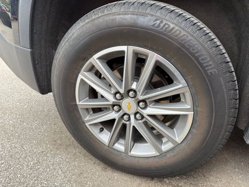Used 2024 Chevrolet Traverse LT w/ LPO, Floor Liner Package AWD/4WD image 9