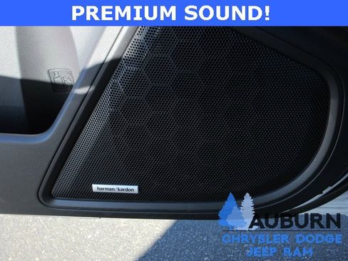 Used 2025 Subaru Outback Touring w/ Popular Package #2 image 15