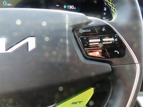 Used 2024 Kia EV6 GT image 33