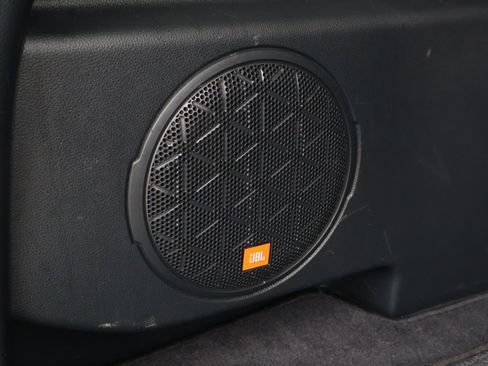 Used 2021 Toyota RAV4 Limited image 18