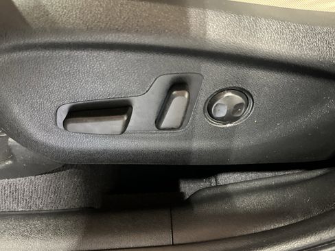 Used 2020 Kia Sorento S AWD/4WD image 26