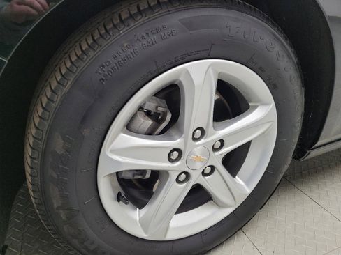 Used 2023 Chevrolet Malibu LS FWD image 31