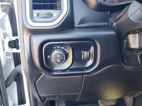 Used 2024 RAM 2500 Big Horn image 15