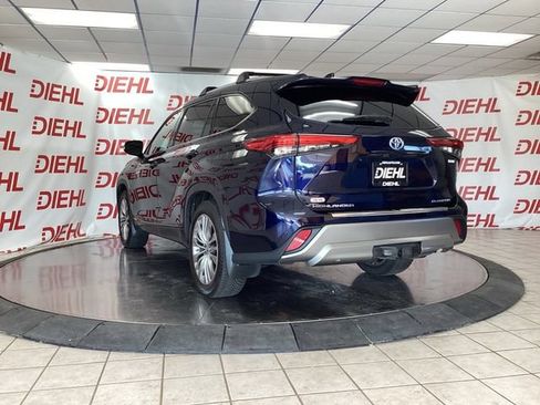 Used 2021 Toyota Highlander Platinum AWD/4WD image 5