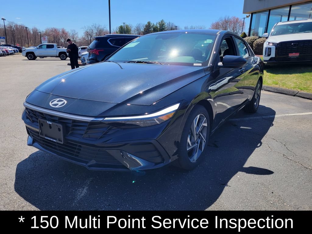 Used 2026 Hyundai Elantra SEL FWD image 8
