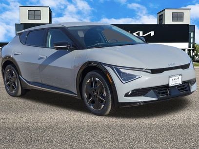 New 2025 Kia EV6 Wind