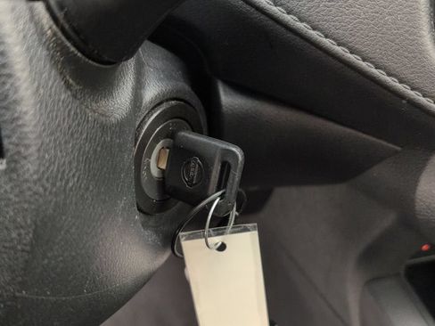Used 2025 Nissan Versa S FWD image 39