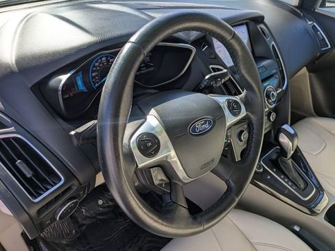 Used 2017 Ford Focus Electric Hatchback image 17