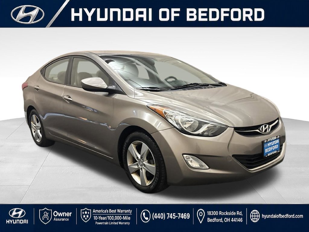 Used 2013 Hyundai Elantra GLS w/ Preferred Pkg FWD image 3