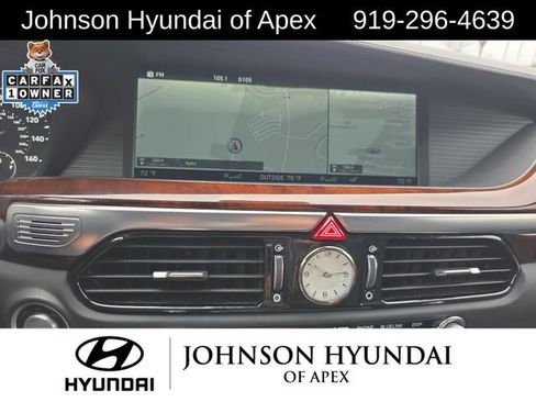 Used 2017 Genesis G90 3.3T Premium image 32