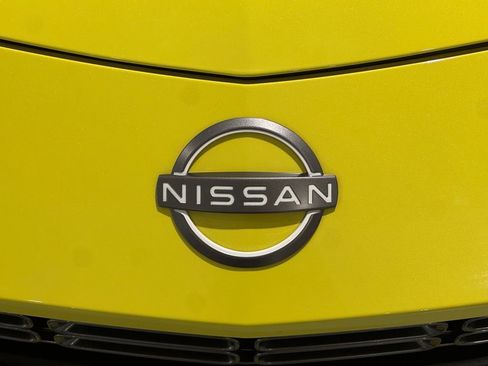 Used 2024 Nissan Z Sport w/ Floor Mat Package image 22