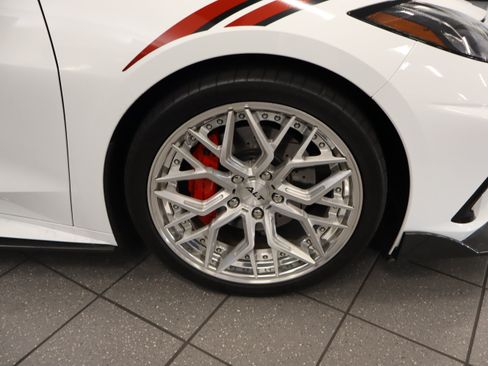 Used 2024 Chevrolet Corvette Stingray Preferred Conv w/ 2LT RWD image 35