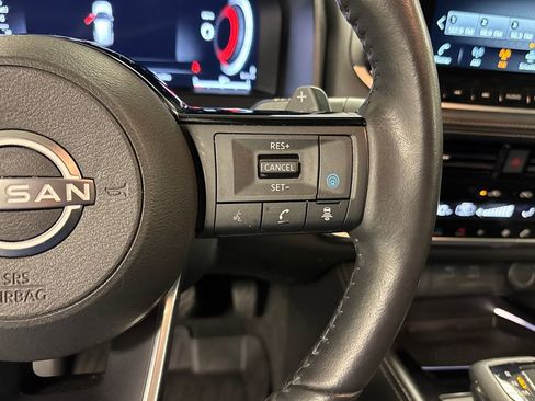 Used 2022 Nissan Rogue Platinum w/ Head-Up Display Package image 33