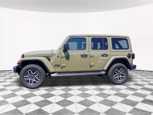 New 2026 Jeep Wrangler Unlimited Sahara AWD/4WD image 8