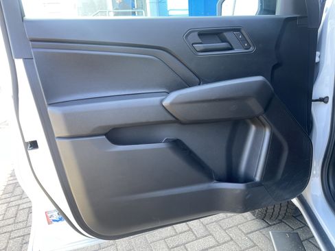 Used 2025 Chevrolet Colorado Trail Boss image 14