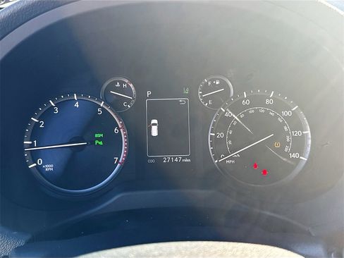 Used 2023 Lexus GX 460 Premium image 13