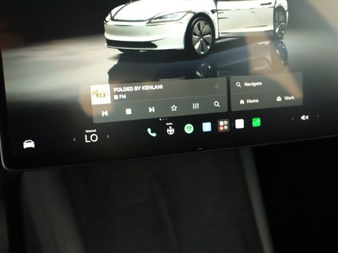 Used 2024 Tesla Model 3 Standard Range RWD image 27