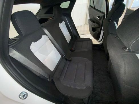 Used 2024 Chevrolet Trax RS w/ Driver Confidence Package FWD image 11