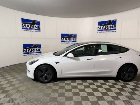 Used 2022 Tesla Model 3 RWD image 7