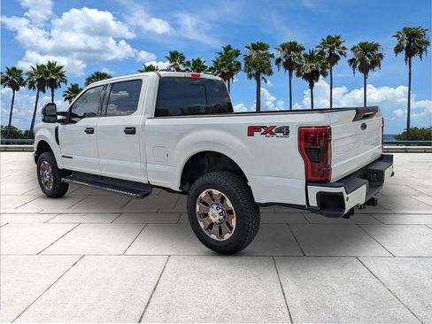 Used 2021 Ford F250 Lariat w/ Lariat Ultimate Package AWD/4WD image 6