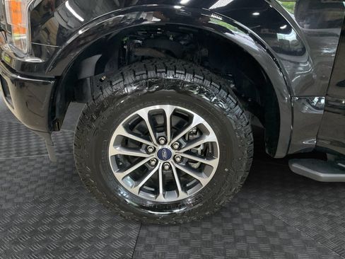 Used 2020 Ford F150 XLT w/ Equipment Group 302A Luxury AWD/4WD image 16