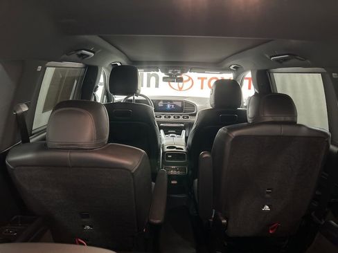 Used 2020 Mercedes-Benz GLS 450 4MATIC image 19