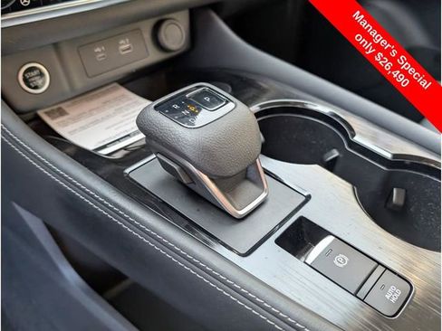 Certified 2023 Nissan Rogue SL w/ SL Premium Package image 24