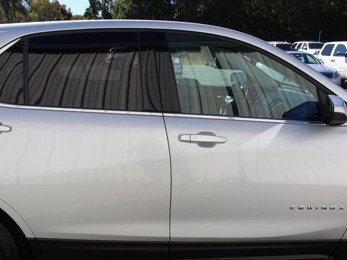 Used 2020 Chevrolet Equinox LT image 12