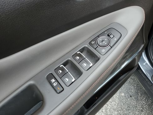 Used 2020 Hyundai Santa Fe Limited FWD image 21