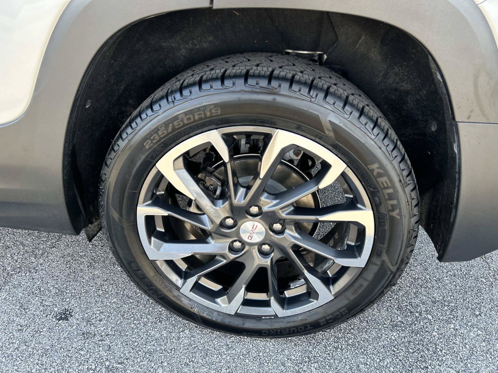 Used 2022 GMC Terrain SLT FWD image 11