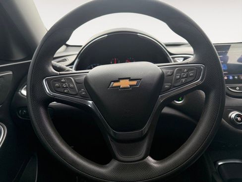 Used 2020 Chevrolet Malibu LT image 8