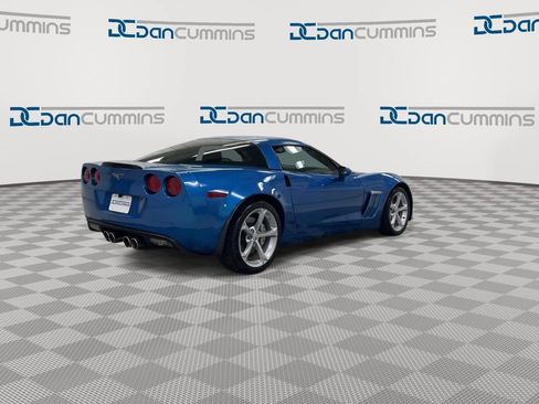 Used 2011 Chevrolet Corvette Grand Sport w/ Preferred Equipment Group RWD image 8