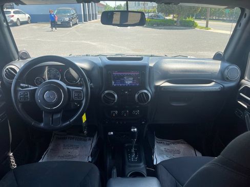 Used 2014 Jeep Wrangler Sport AWD/4WD image 20