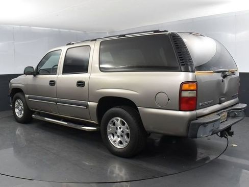 Used 2001 Chevrolet Suburban LS w/ LS Preferred Equipment Group AWD/4WD image 7