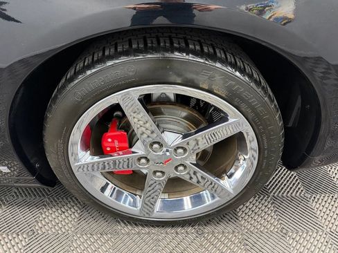 Used 2007 Chevrolet Corvette Coupe w/ Preferred Equipment Group RWD image 20