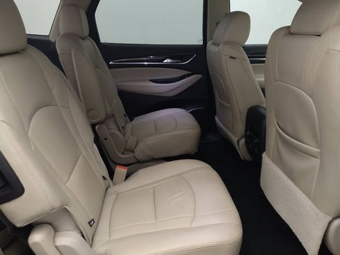 Used 2020 Buick Enclave Essence w/ Sport Touring Edition FWD image 29