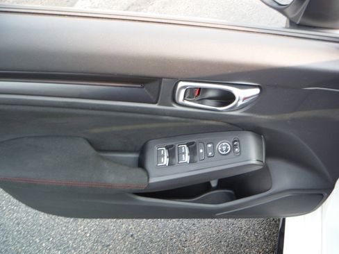 Used 2024 Honda Civic Type R image 19