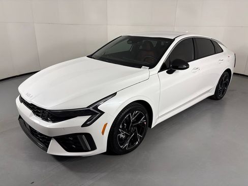 New 2026 Kia K5 GT-Line FWD image 4